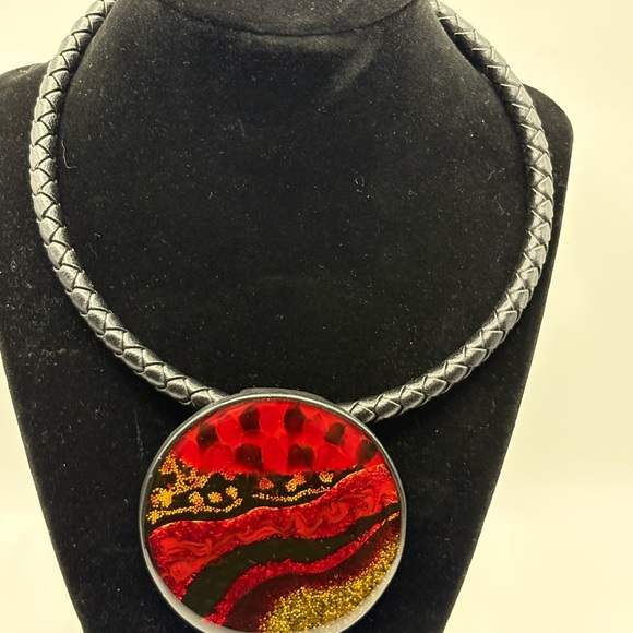 VTG Chico's Red and Gold Artistic Glass Pendant Statment  Necklace Chic - Picture 4 of 10